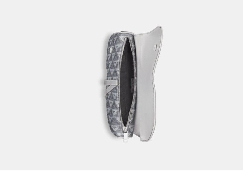 Dior o1w1db10325 1ADPO Size: OS / Saddle Bag in Grey Size ONE SIZE - 3 Thumbnail