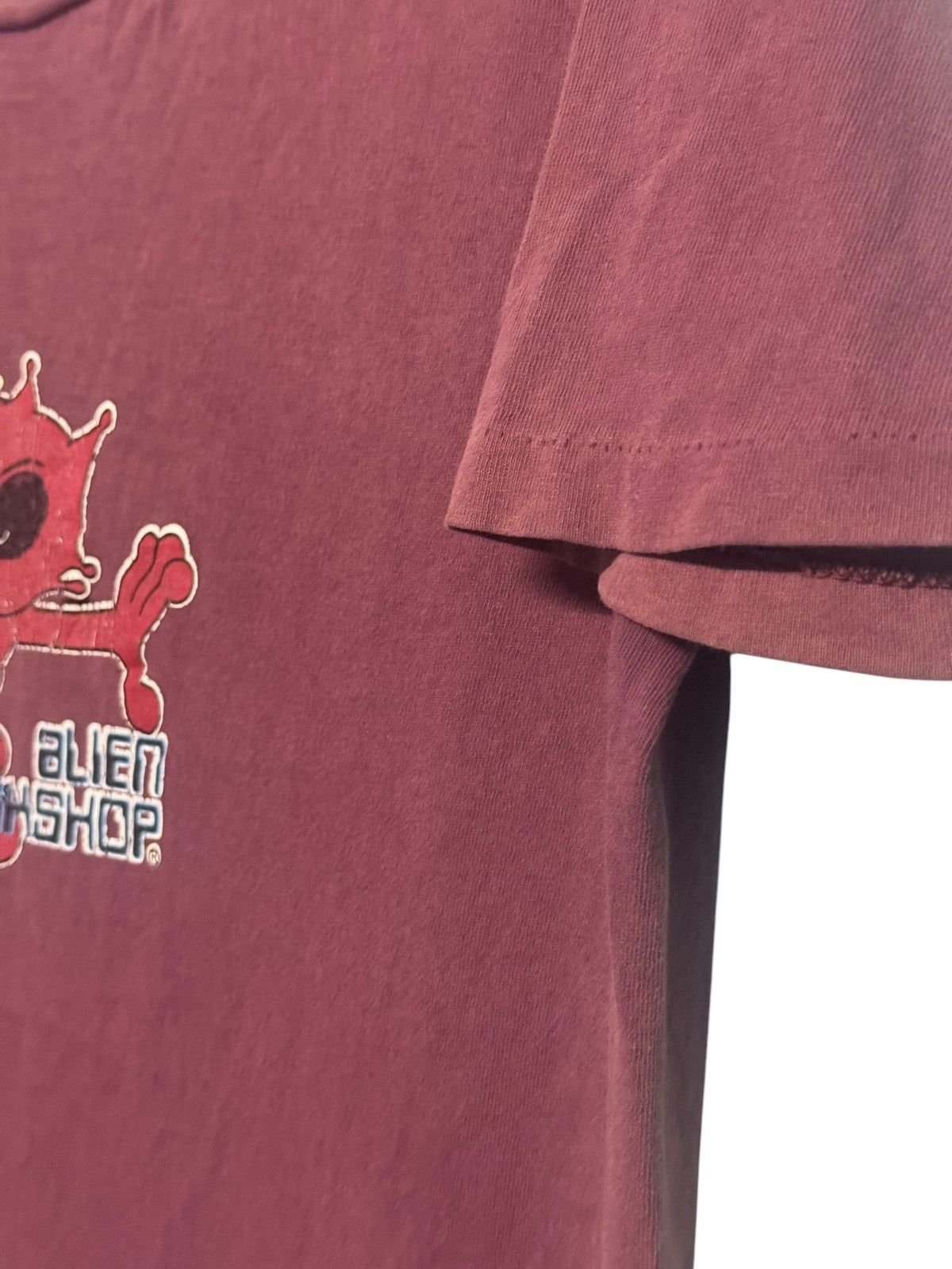 Alien Workshop 💥VINTAGE ALIEN WORKSHOP SUNFADED THRASHED DAMAGE TEE Size US M / EU 48-50 / 2 - 4 Thumbnail