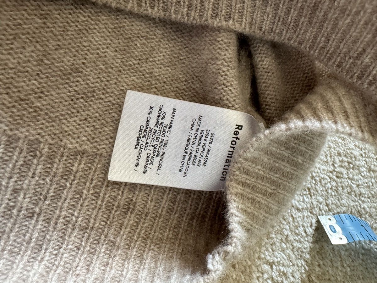 Reformation Reformation Cashmere Crop Size L / US 10 / IT 46 - 5 Thumbnail