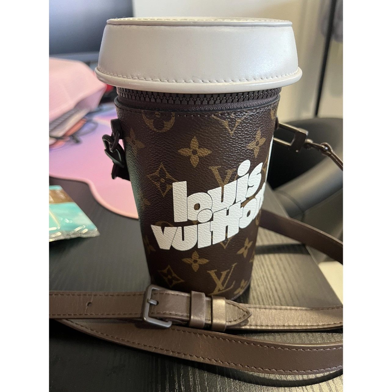 Louis Vuitton Louis Vuitton Coffee Cup Crossbody Bag Size ONE SIZE - 6 Thumbnail