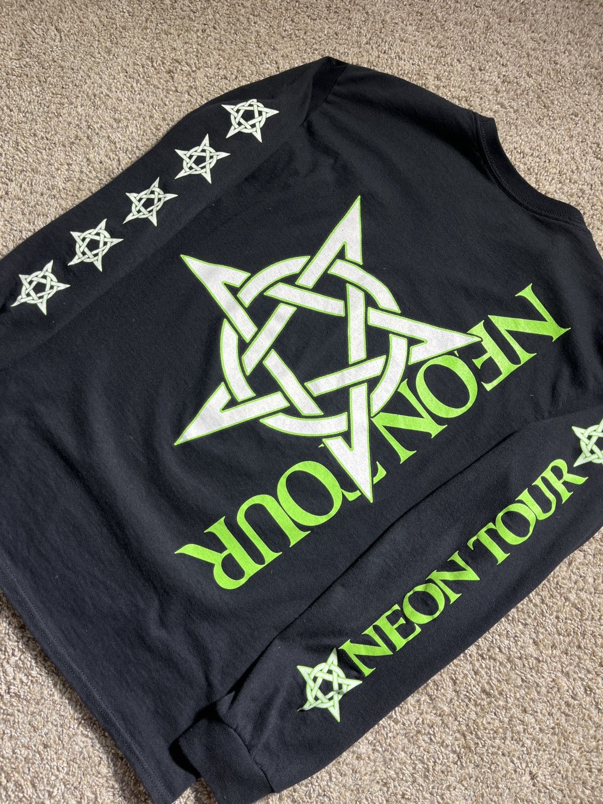 Playboi Carti Playboi Carti neon tour anarchy rare Longsleeve Size US M / EU 48-50 / 2 - 6 Thumbnail