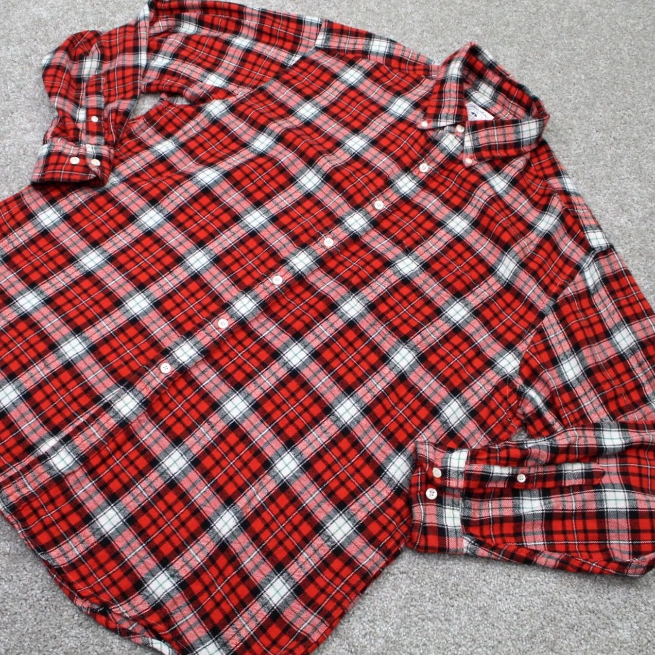 Brooks Brothers Brooks Brothers Sport Shirt Mens Large Red Plaid Cotton L/S Flannel Button Down Size US L / EU 52-54 / 3 - 3 Thumbnail