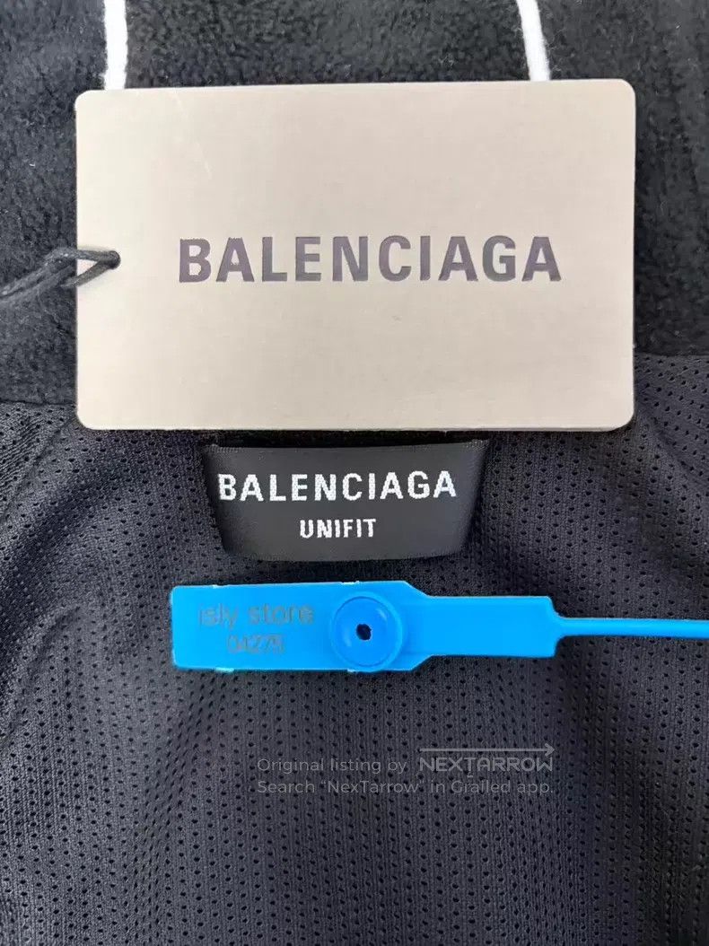 Balenciaga Balenciaga Retro Sports Stripe Logo Printed Zip Collar Spo Size US XS / EU 42 / 0 - 5 Thumbnail