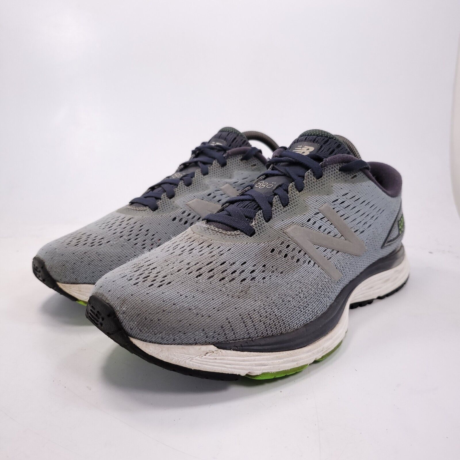 New Balance New Balance 880 Athletic Shoe Mens Size 8.5 4E M880GB9 Gray Grailed
