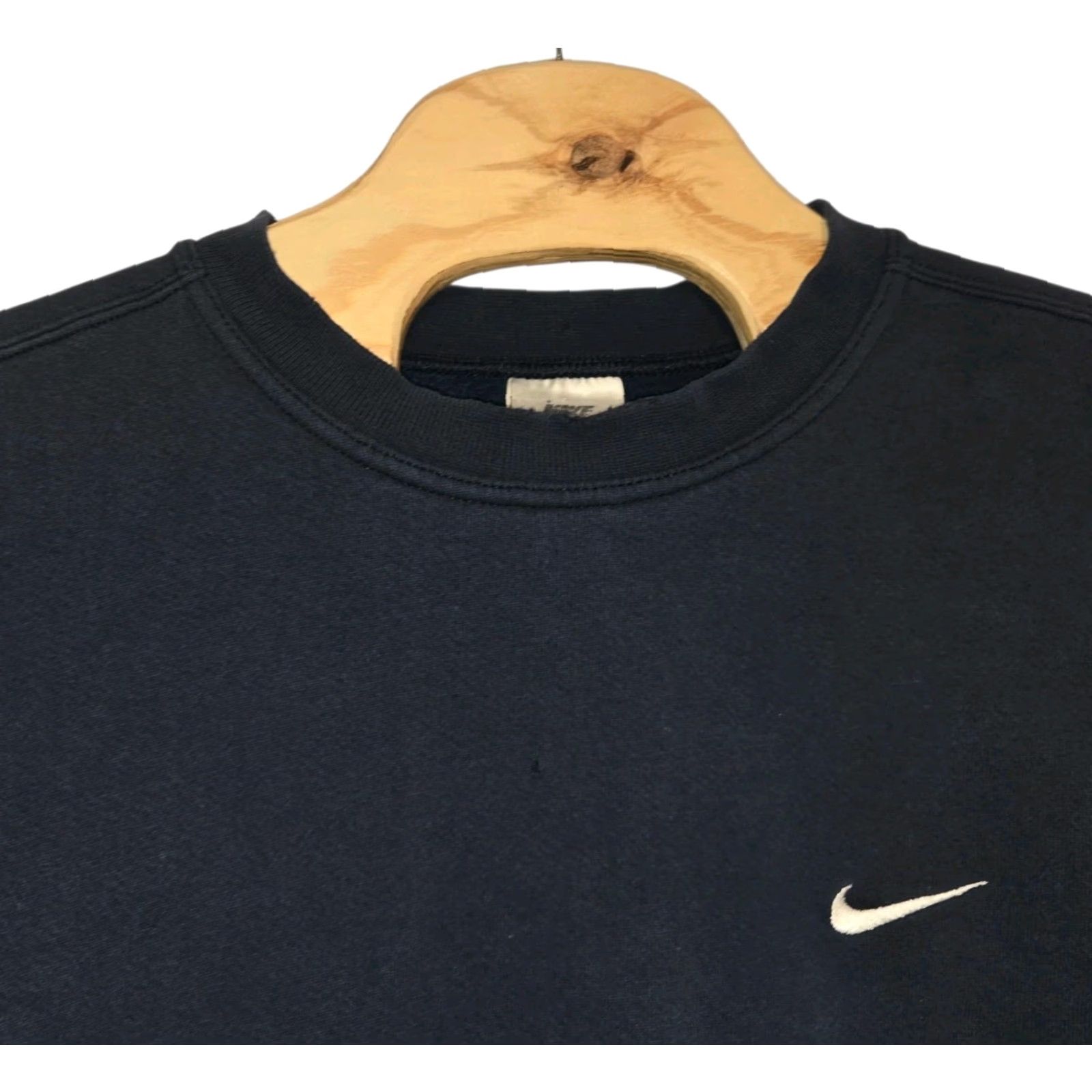Nike VINTAGE Nike Sweatshirt Mens Large Blue Crewneck Mini Swoosh DISTRESSED USA 90s Size US L / EU 52-54 / 3 - 2 Thumbnail