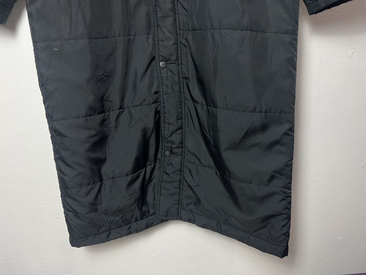 Vintage Vintage Umbro Padded Bench Long Trench Jacke Size US M / EU 48-50 / 2 - 5 Thumbnail