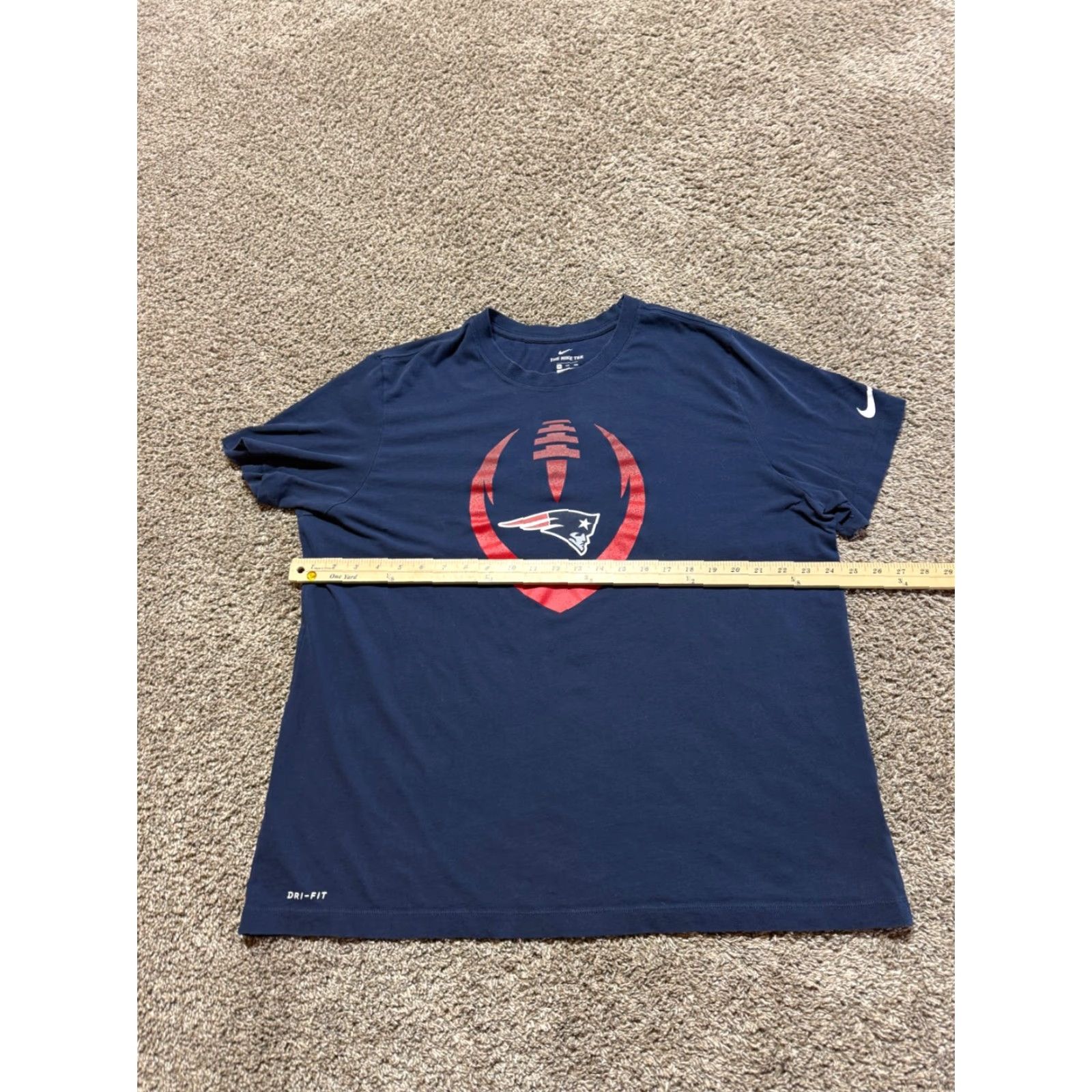 Nike Nike Mens Shirt Tee 2XL Short Sleeve NFL Patriots Blue Stretch Shirt Mens NFL 2XL Nike Size US XXL / EU 58 / 5 - 4 Thumbnail