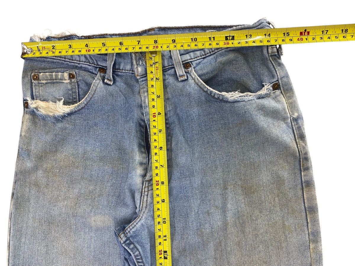 Levi's Levi’s-Faded Light Wash Style Straight Leg Jeans Size US 28 / EU 44 - 9 Thumbnail