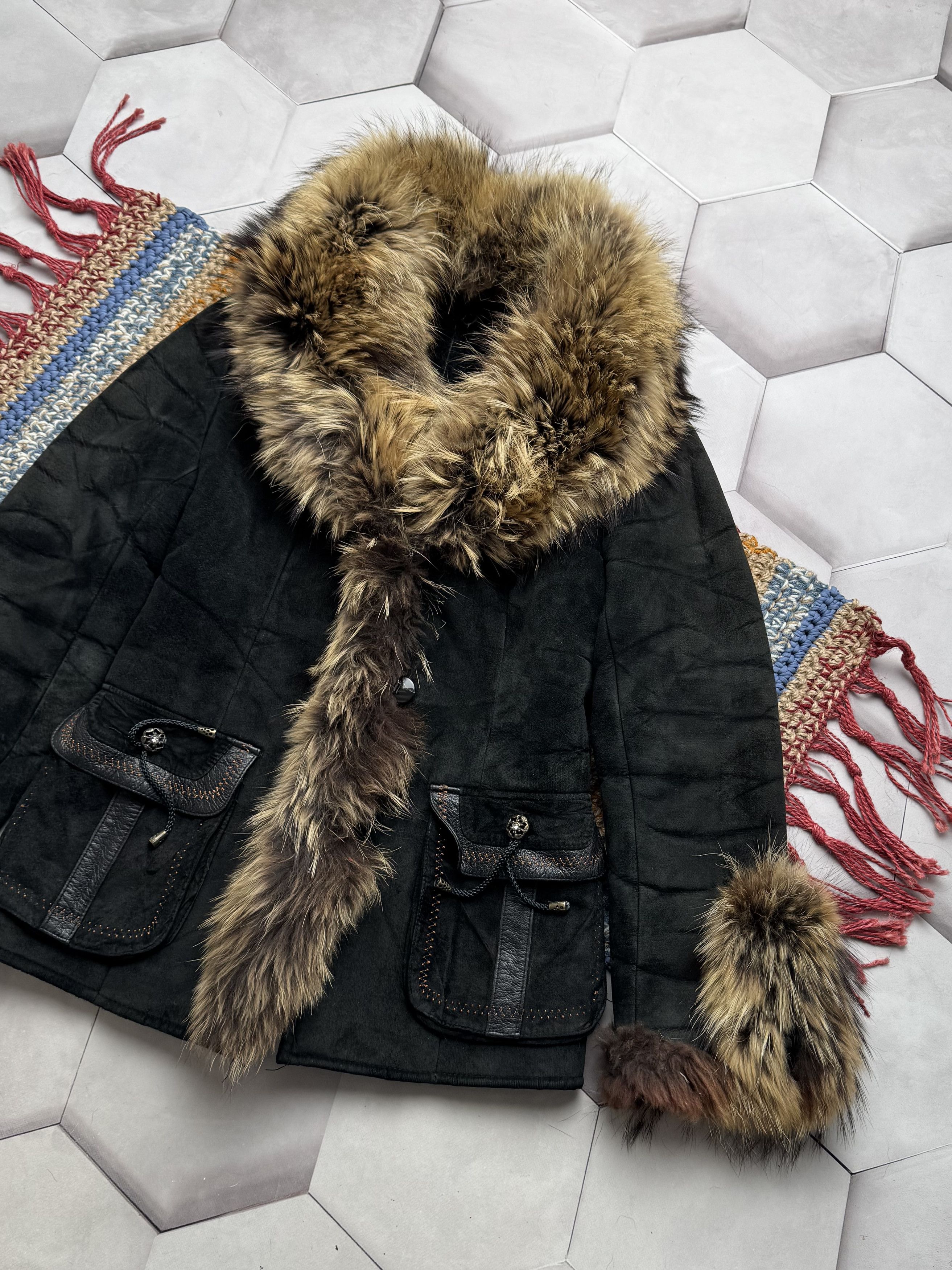 Vintage Vintage Real Sheepskin Coat With Real Fur Details (E4) Size M / US 6-8 / IT 42-44 - 3 Thumbnail