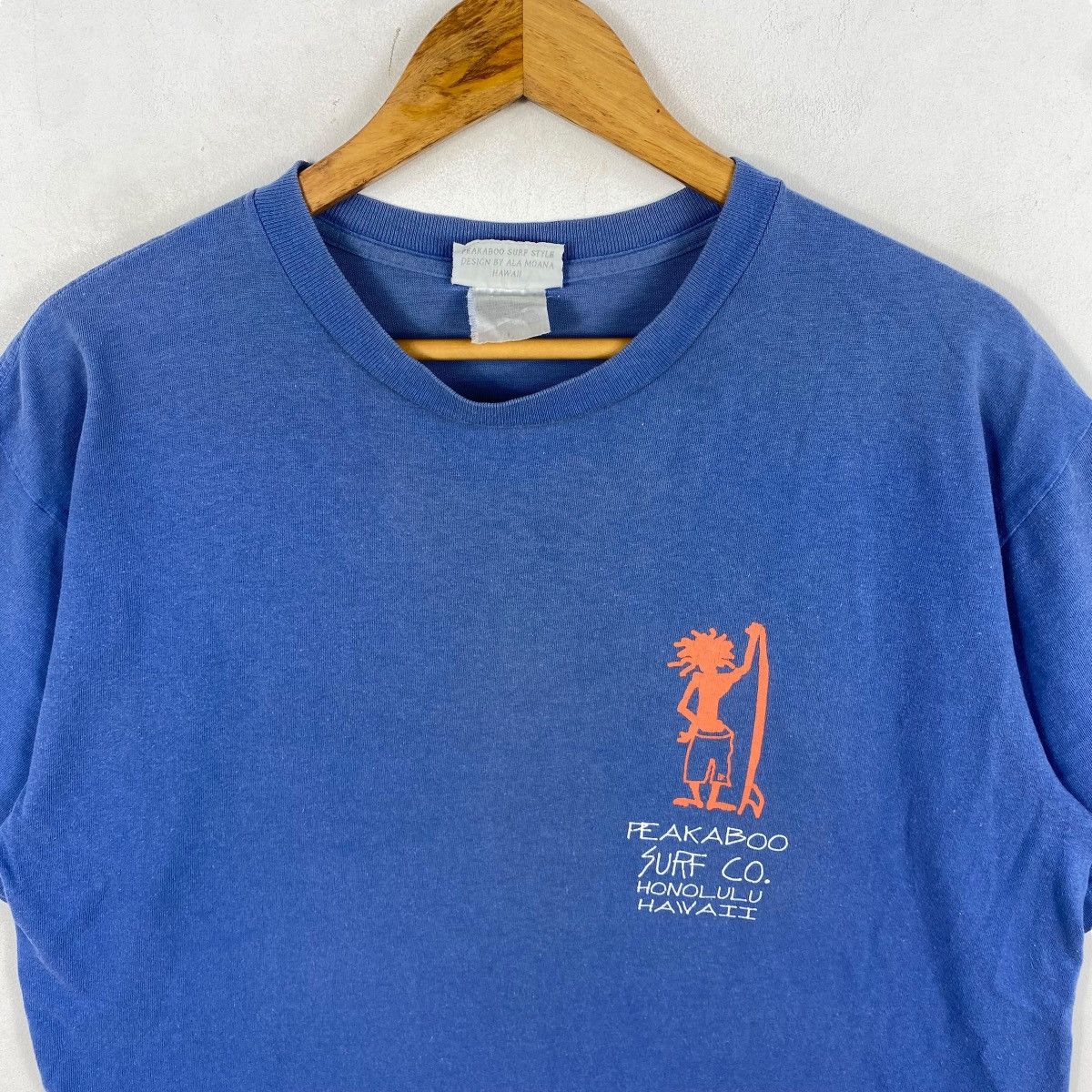 Other Vintage 90's PEAKABOO SURF STYLE Honululu Hawaii Faded Tee Size US L / EU 52-54 / 3 - 4 Thumbnail