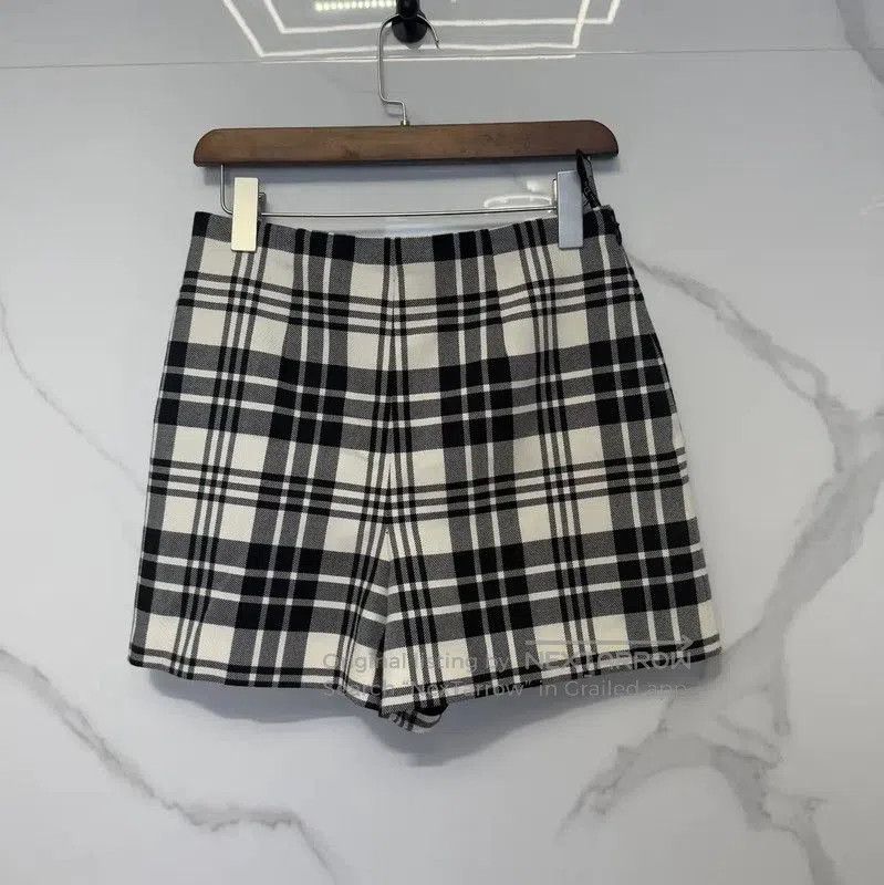 Dior Dior Black Checkered Cotton Shorts for Summer . Size 26" / US 2 / IT 38 - 2 Thumbnail