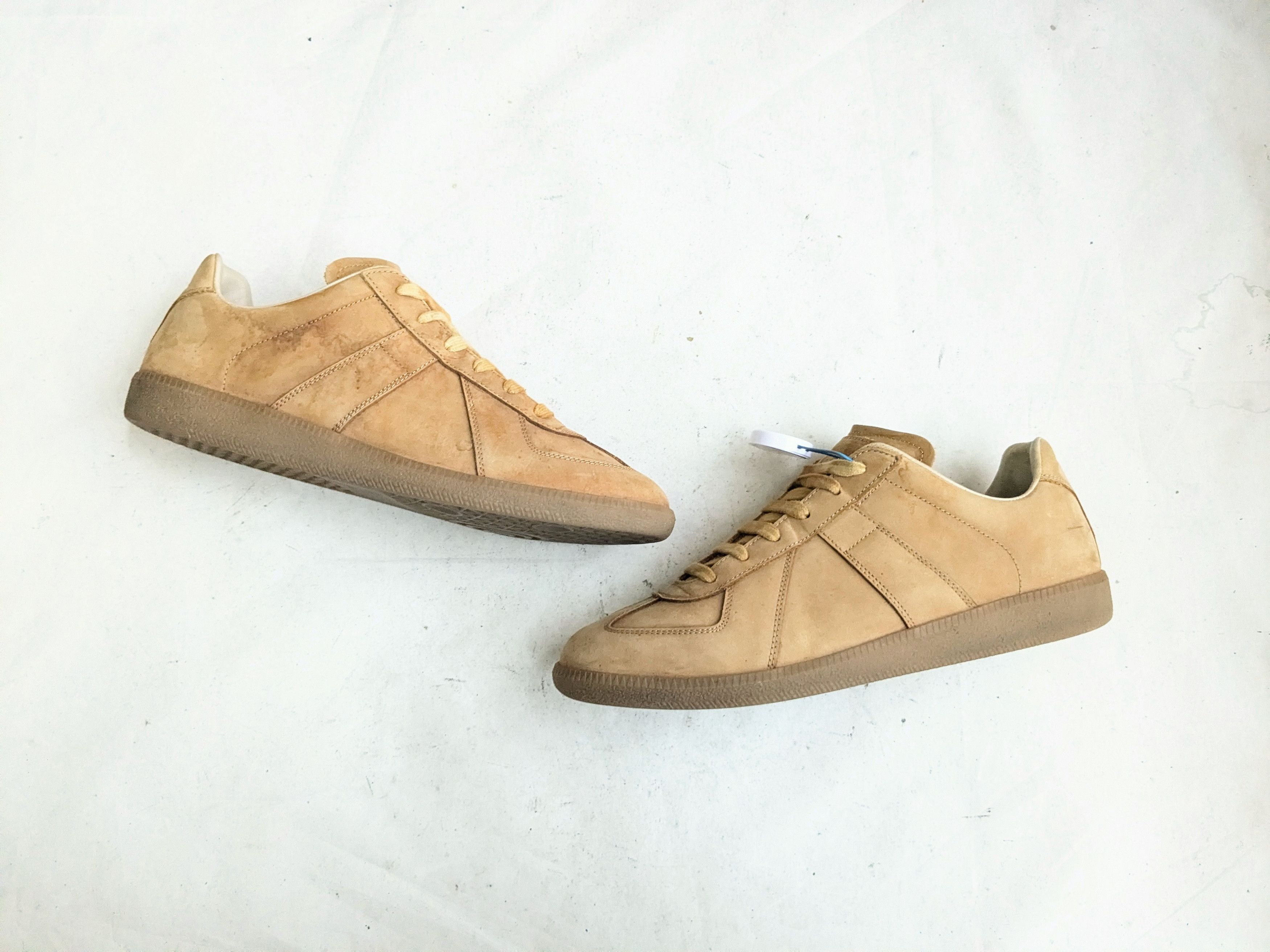 Maison Margiela Maison Margiela GAT Replica Wheat 10 43 Low Tops Size US 10 / EU 43 - 1 Thumbnail