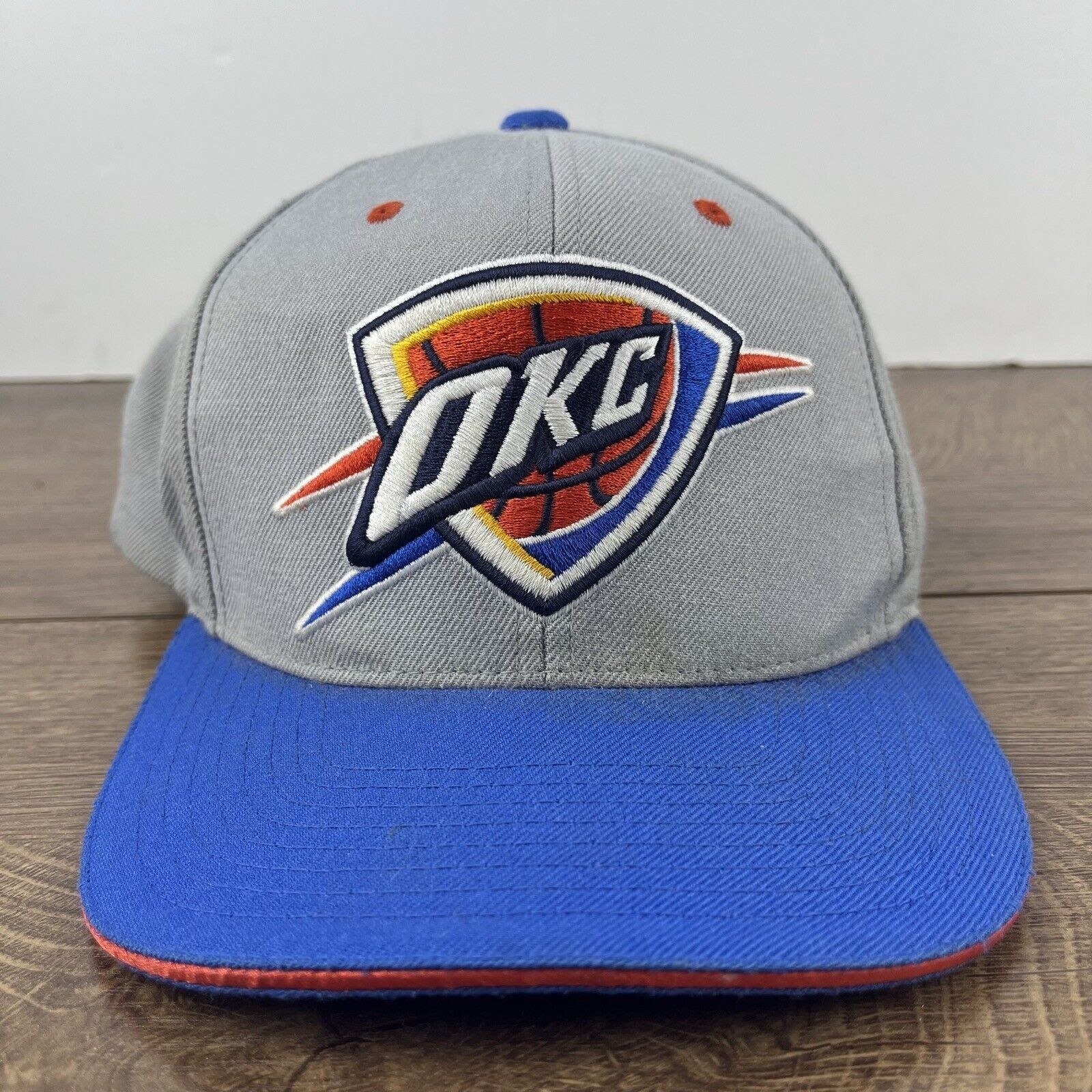 Mitchell & Ness Oklahoma City Thunder Hat Mitchell & Ness Snapback Gray Hat Size ONE SIZE - 4 Thumbnail