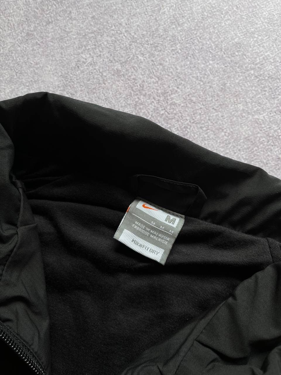 Nike Vintage Nike Court Andre Agassi Nylon Zip Jacket Y2K M Size US M / EU 48-50 / 2 - 7 Thumbnail