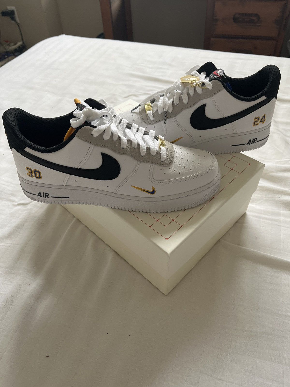 Nike Nike Ken Griffey Jr. x AF1 07 LV8 Jr. & Sr. Size US 11 / EU 44 - 7 Thumbnail