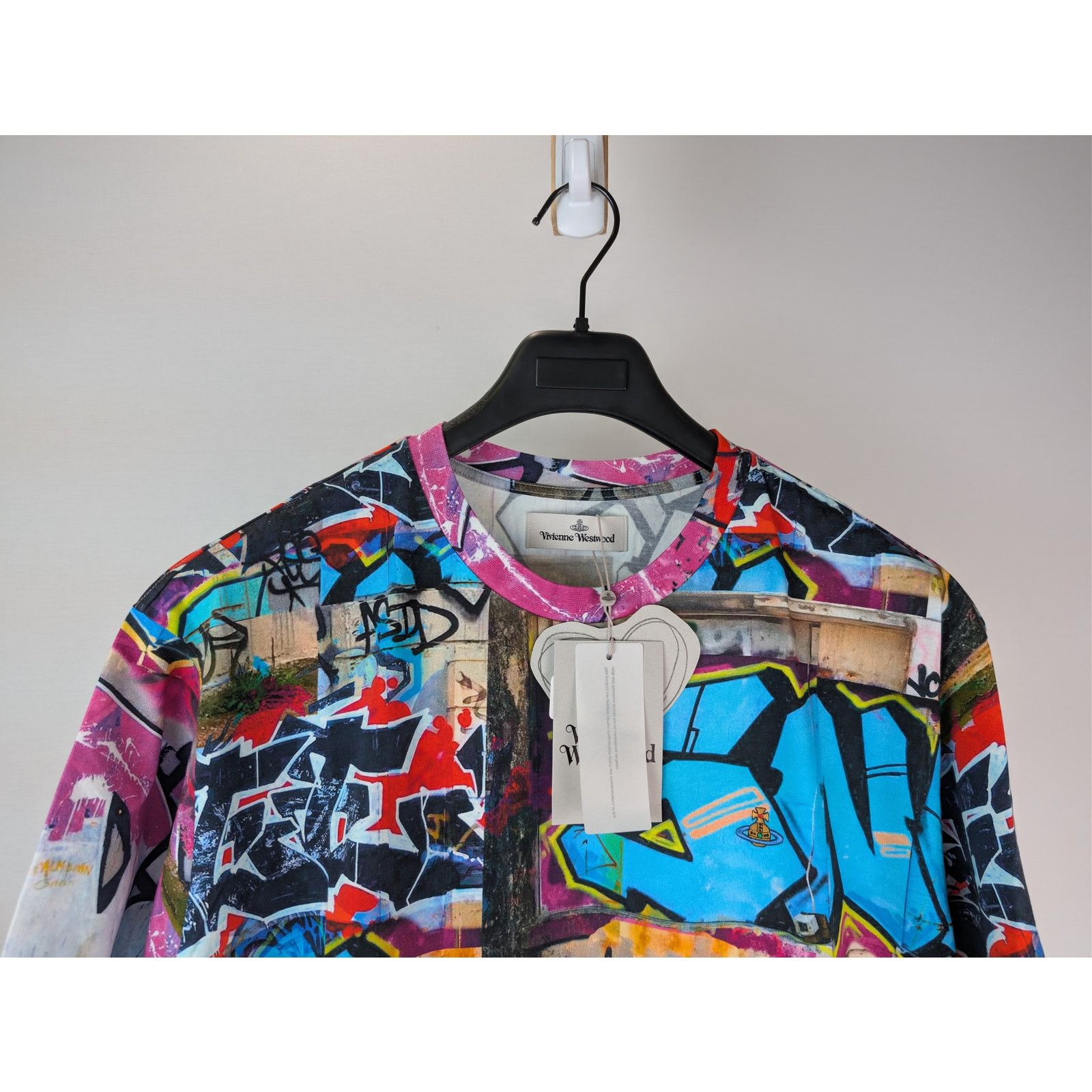 Vivienne Westwood o1rshd1 Classic Graffiti T-Shirt in Multiolor Size US L / EU 52-54 / 3 - 3 Thumbnail