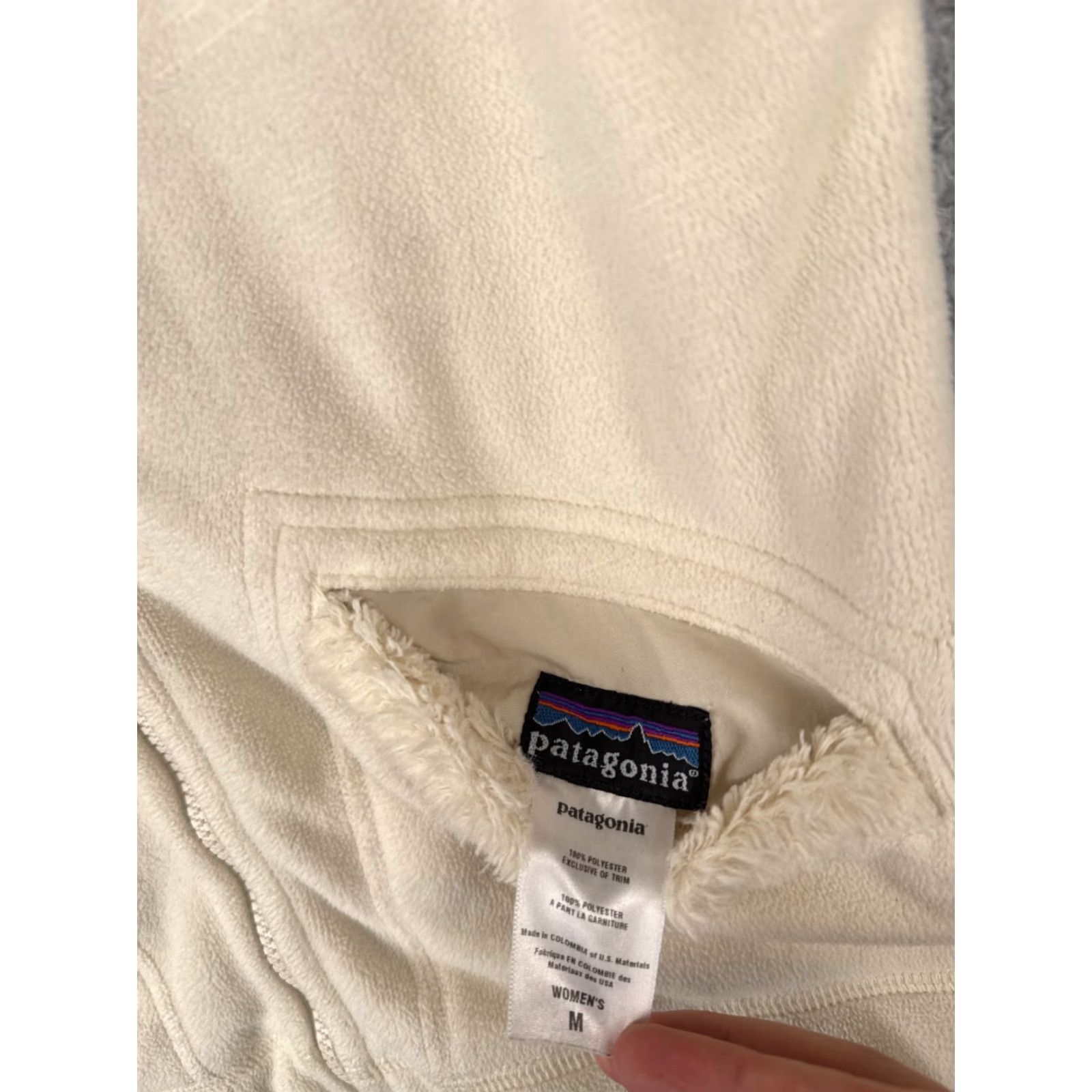 Patagonia Patagonia Jacket Women M Beige Synchilla Windzone Reversible Polartec Full Zip Pockets Hooded Logo Size M / US 6-8 / IT 42-44 - 7 Thumbnail
