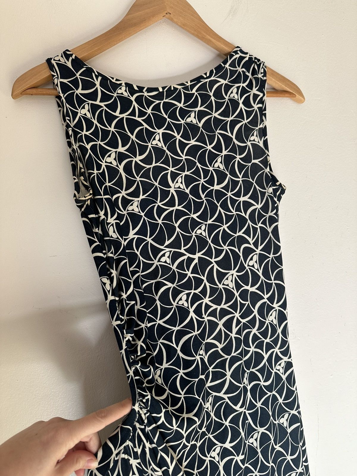 Diane von Furstenberg Diane Von furstenberg silk midi dress Size XS / US 0-2 / IT 36-38 - 2 Thumbnail