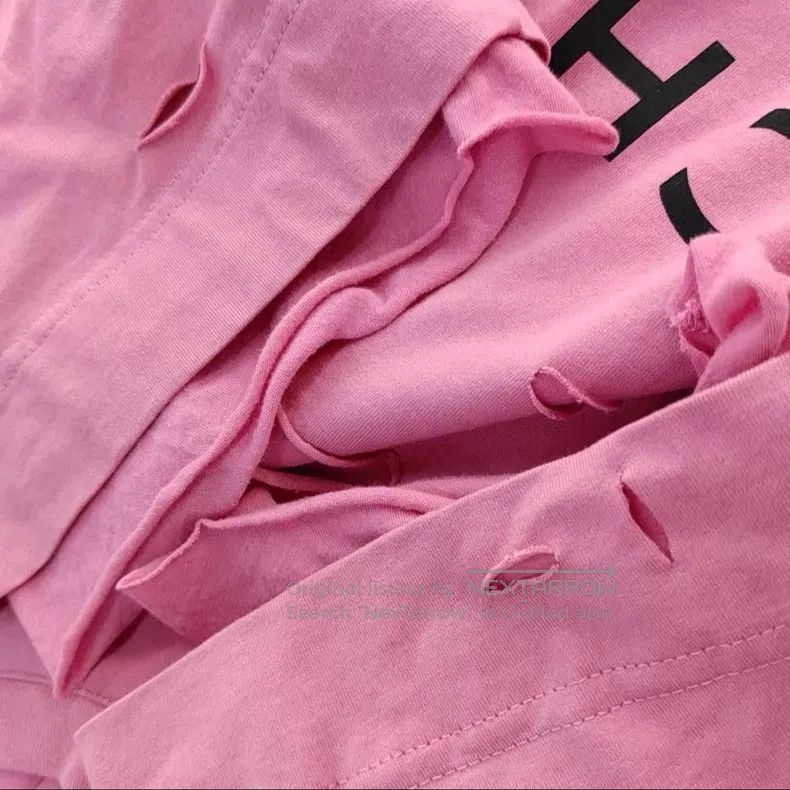 Givenchy Givenchy Pink Ripped T-Shirt Size US L / EU 52-54 / 3 - 6 Thumbnail
