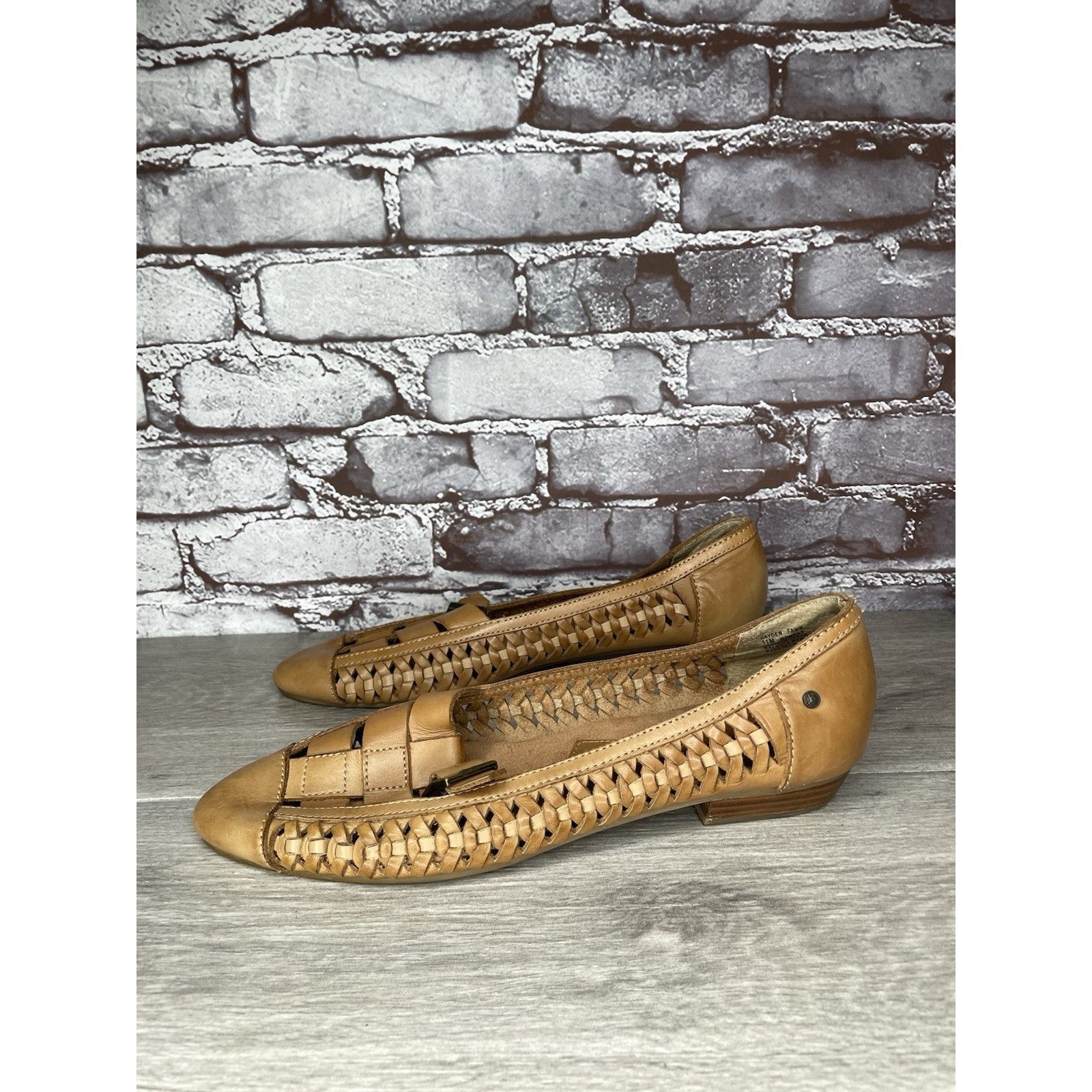 G.H. Bass & Co. Bass Hayden Fawn Tan Brown Leather Woven Strap Heel Flats Wo Size US 11 / IT 41 - 4 Thumbnail