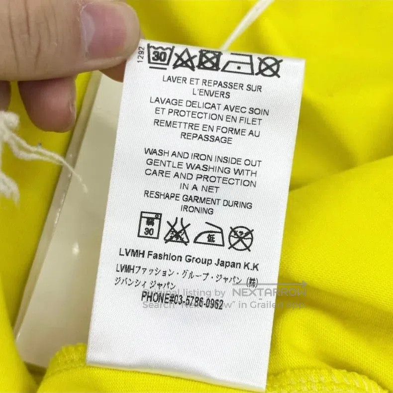 Givenchy Givenchy Side Logo Lemon Yellow Short Sleeve T-Shirt Size US XL / EU 56 / 4 - 6 Thumbnail