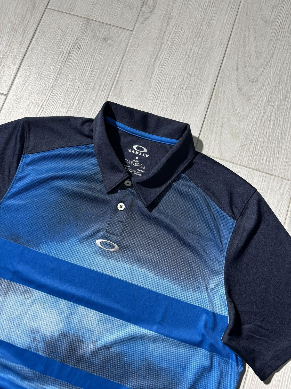 Oakley Vintage Oakley Polo Rugby Tshirt Center Logo Size US M / EU 48-50 / 2 - 3 Thumbnail