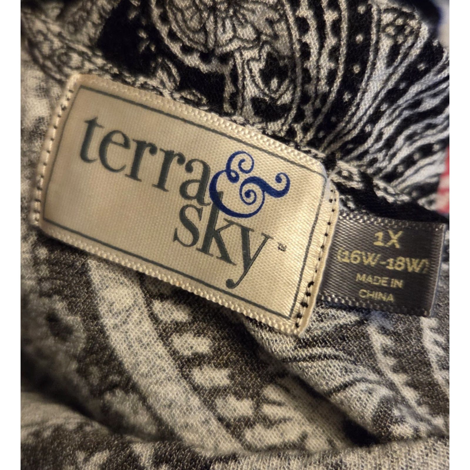 Vintage Terra & Sky Deco Paisley Romper Top Shorts Boho 1X Black Womens Romper Paisley 1X Terra & Sky Deco Romper Boho Black Womens 1X Size XL / US 12-14 / IT 48-50 - 3 Thumbnail
