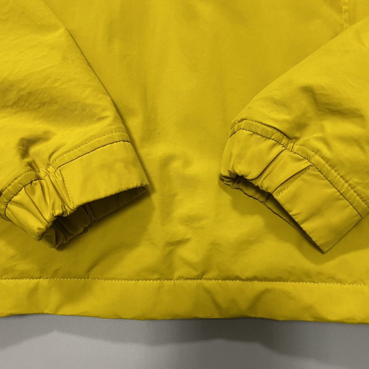 Carhartt × Carhartt Wip Carhartt Women’s Nimbus Pullover Anorak Yellow Size S / US 4 / IT 40 - 7 Thumbnail
