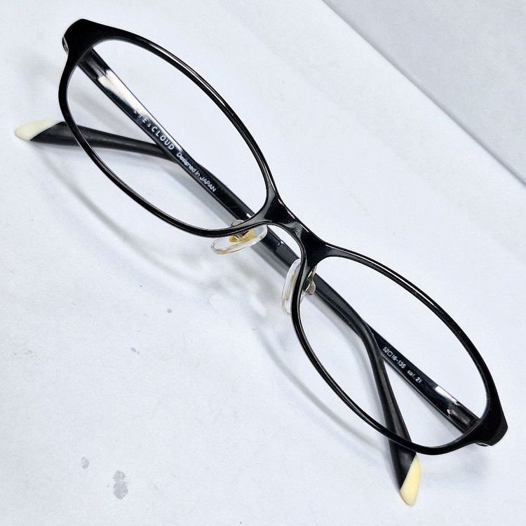 Vintage EYEs CLOUD EC-1017 Ultralight 7g Oval Glasses Frame Size ONE SIZE - 1 Thumbnail