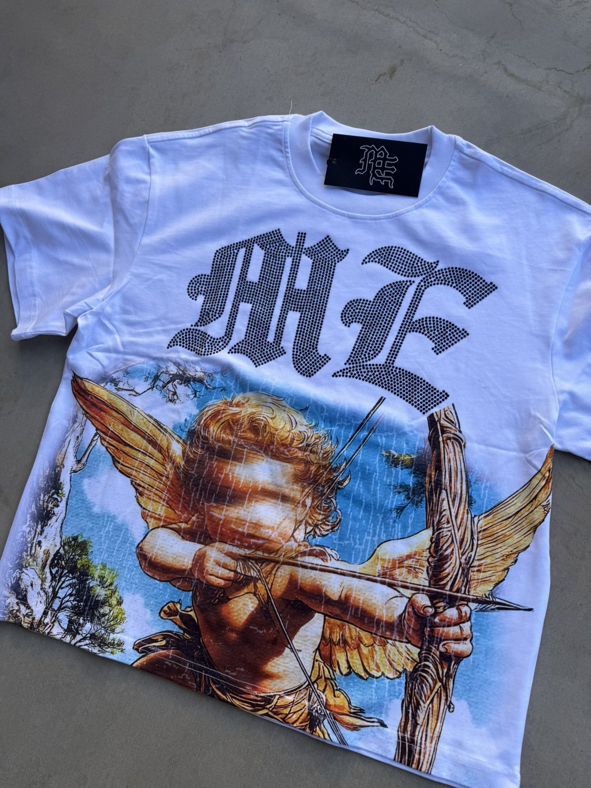 Other Mixed Emotions Rhinestone Angel Tee White Small NWT Size US S / EU 44-46 / 1 - 3 Thumbnail