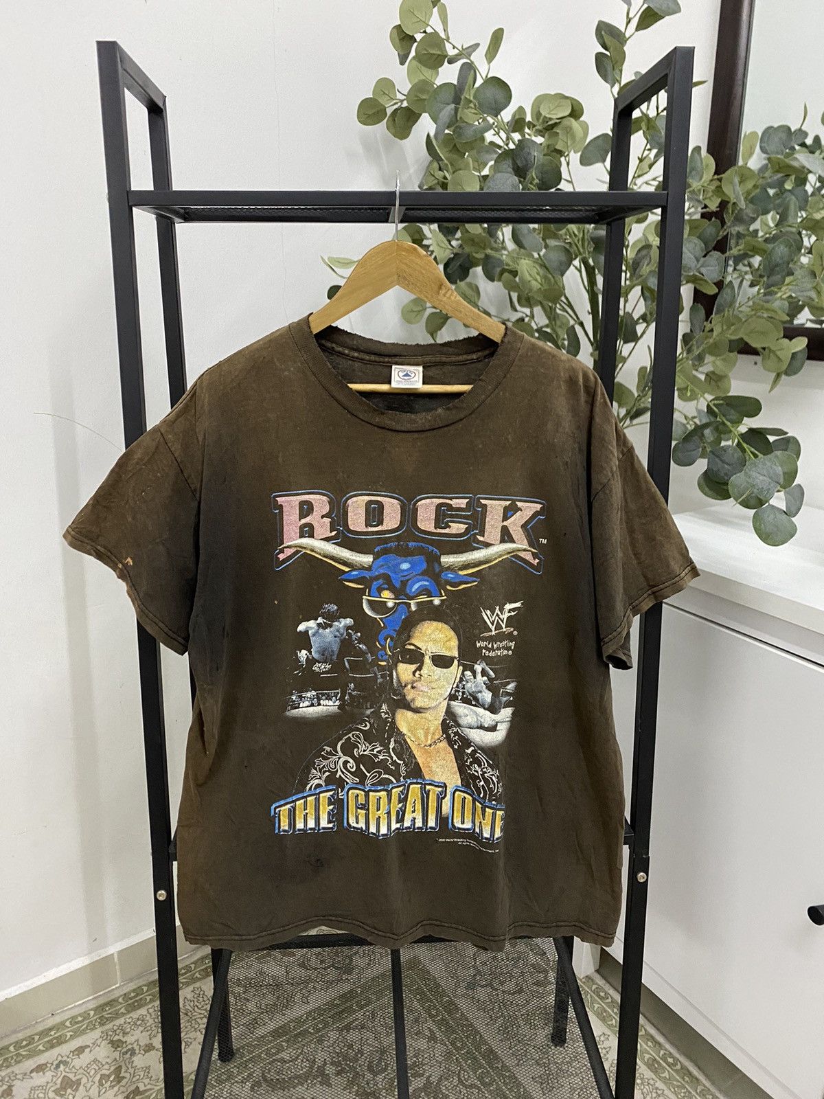 Vintage × WWE × WWF Rare Distressed Vintage 2000s WWE The Rock Size US XL / EU 56 / 4 - 1 Thumbnail