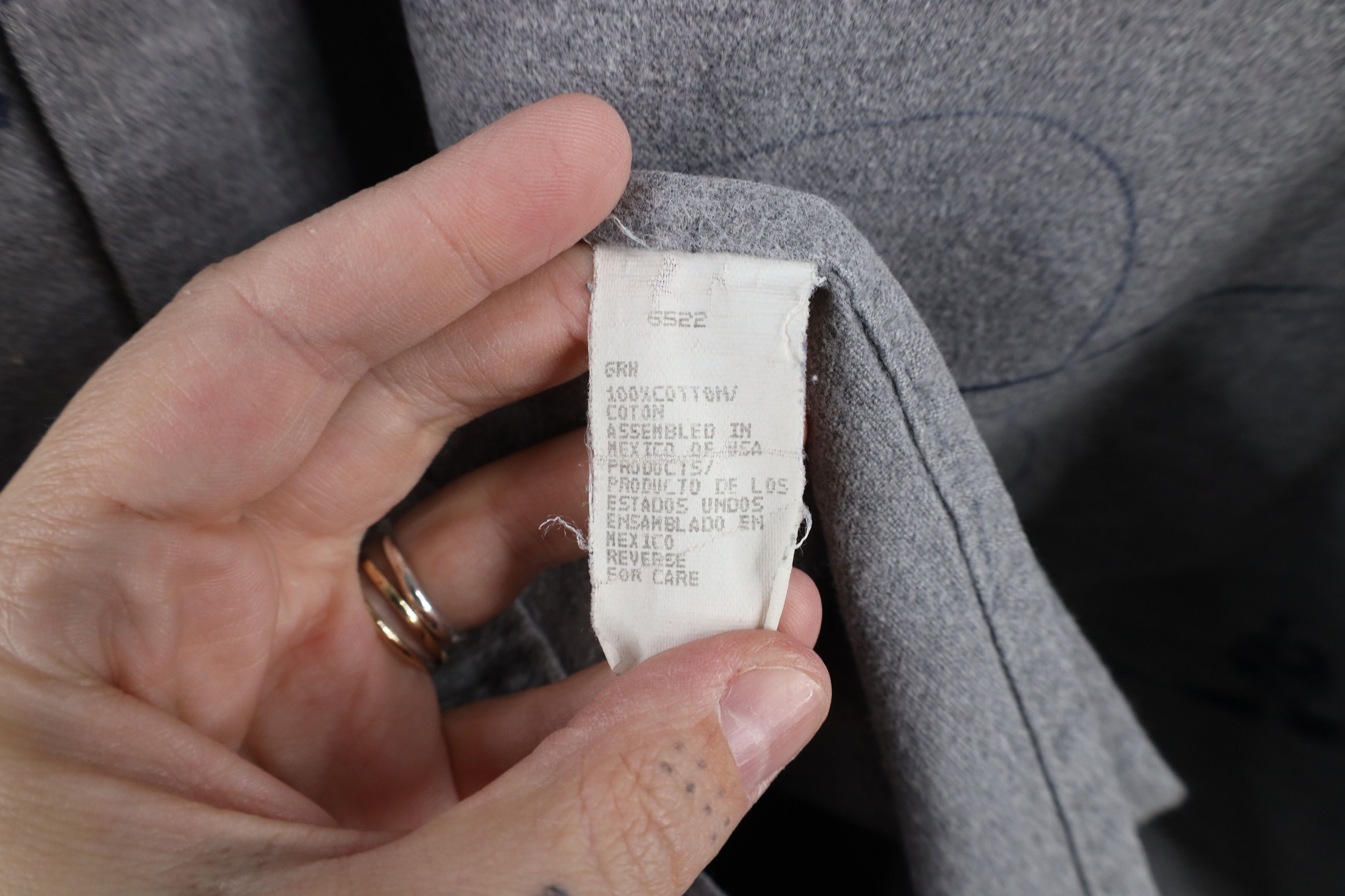 Vintage × Woolrich Woolen Mills Vintage 90s Woolrich Over Print Chamois Cloth Button Shirt Size US L / EU 52-54 / 3 - 9 Thumbnail