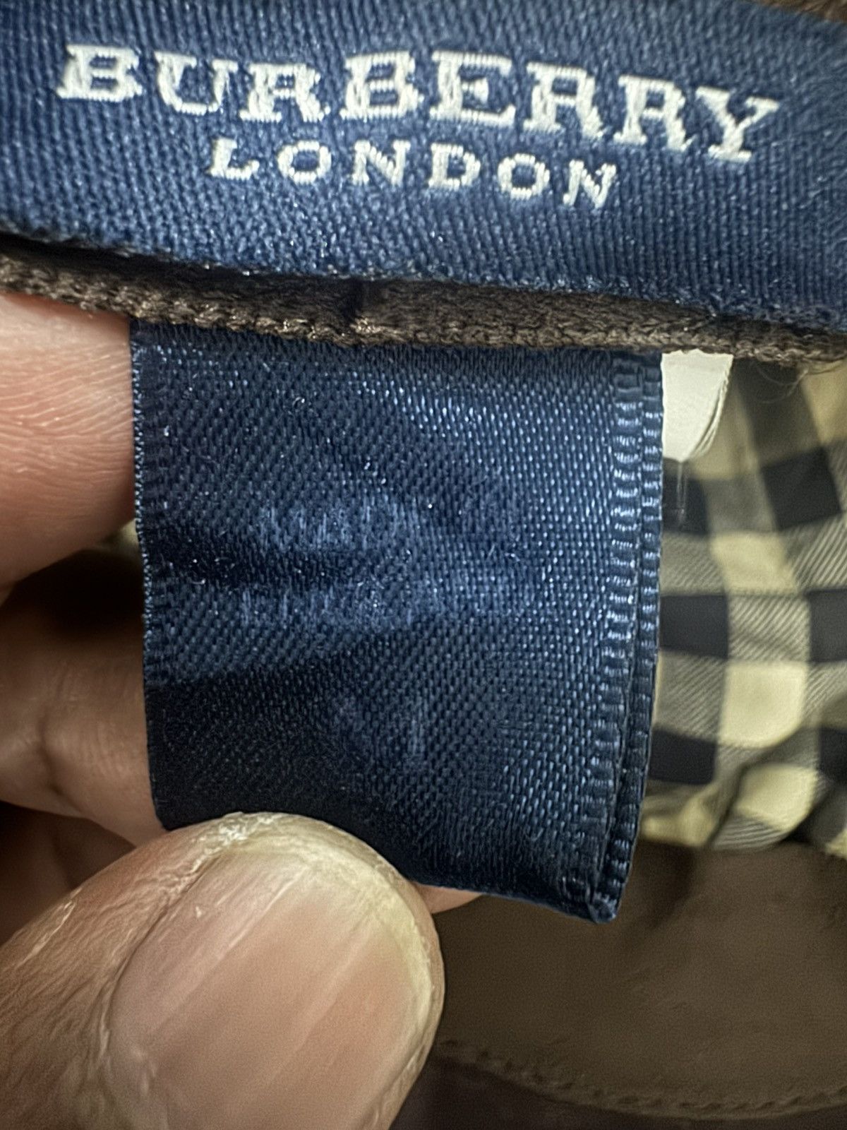 Burberry BURBERRY LONDON HAT ENGLAND Size ONE SIZE - 4 Thumbnail