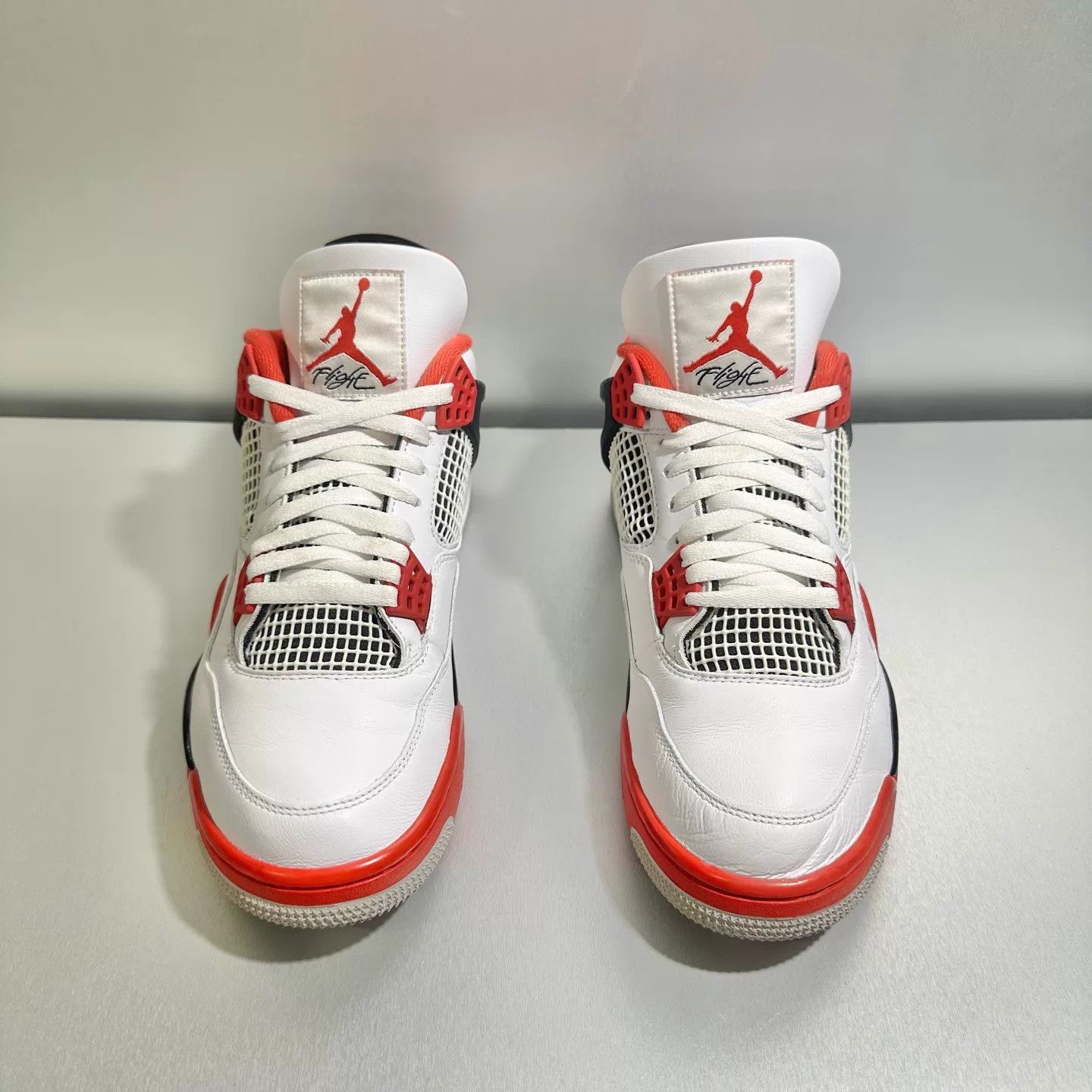 Nike Air Jordan 4 "Flame Red" Size 44.5 Worn Once Mint Size US 11.5 / EU 44-45 - 2 Thumbnail