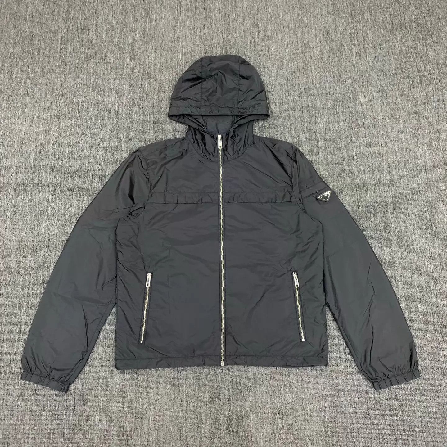 Prada Prada Black Triangle Logo Nylon Jacket 50 95 New Size US M / EU 48-50 / 2 - 1 Thumbnail