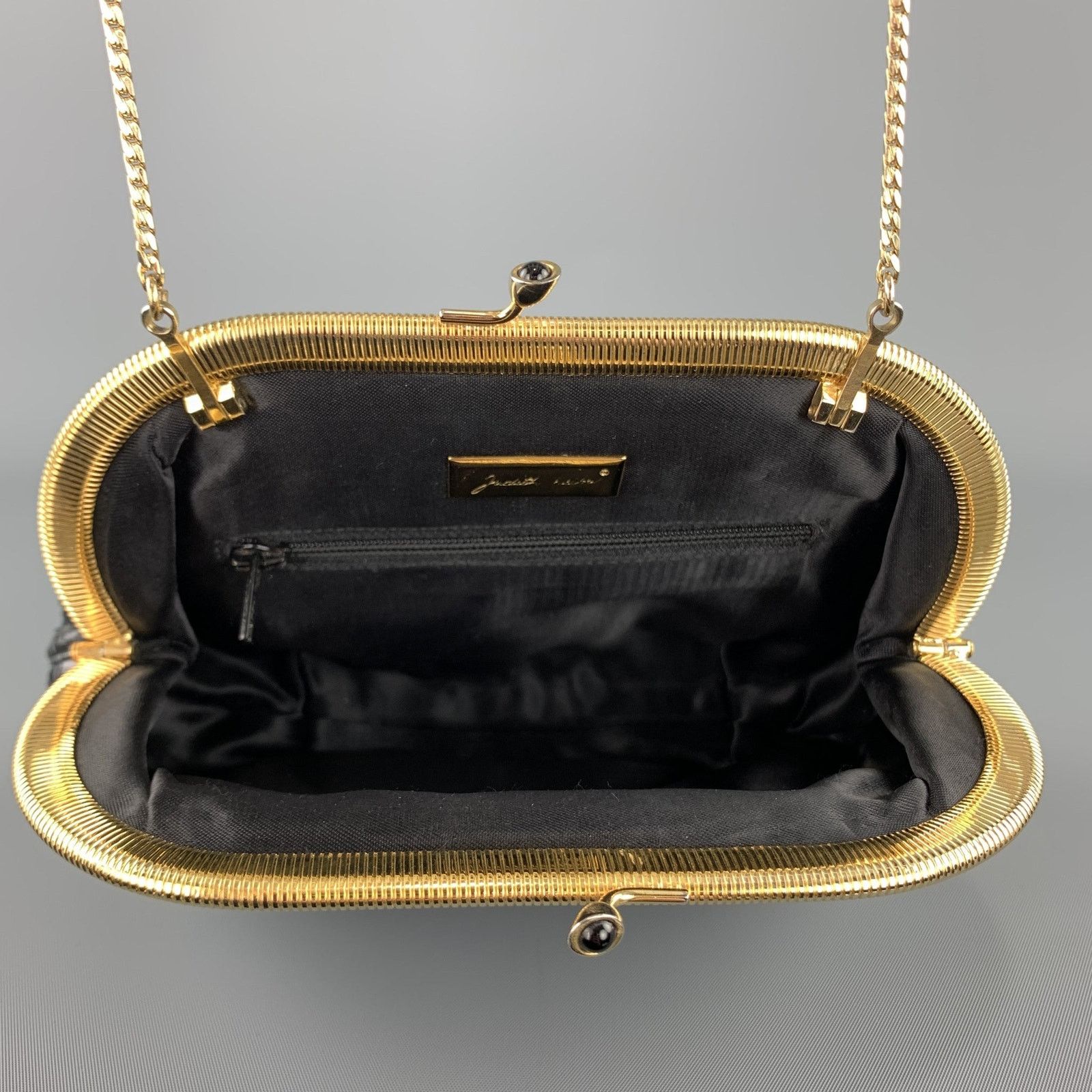 Judith Leiber JUDITH LEIBER Ruched Black Snake Skin Evening Clutch Handbag Size ONE SIZE - 6 Thumbnail