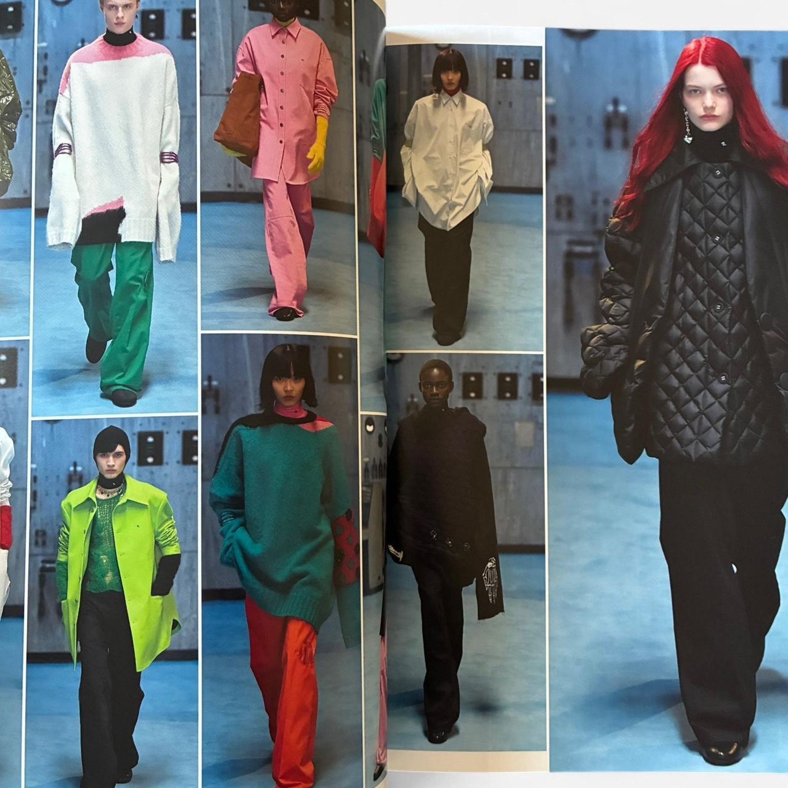 Miu Miu × Prada × Raf Simons Gap Press Magazine Miu Miu / RAF Simons 21-22 AW Size ONE SIZE - 4 Thumbnail