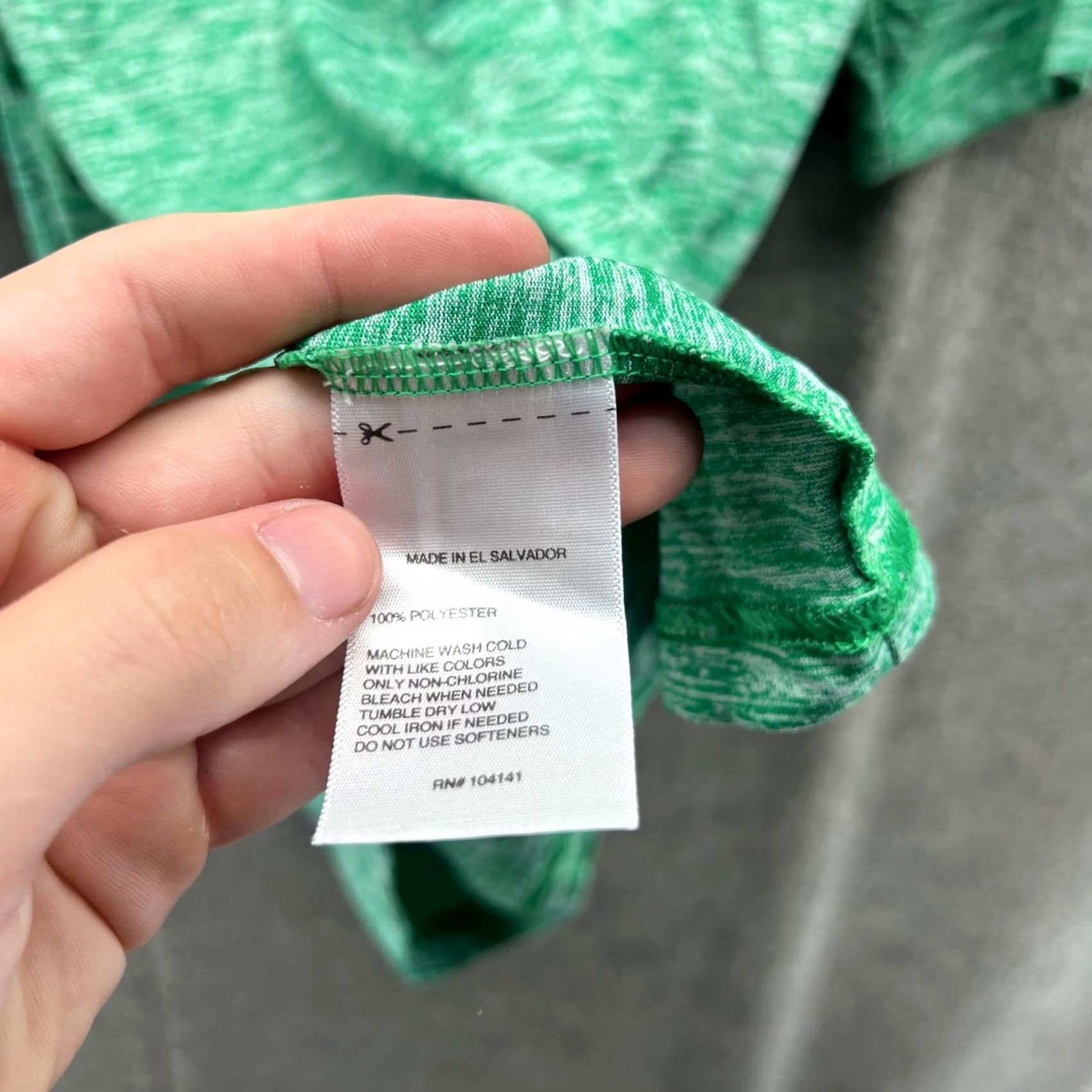 Reebok VINTAGE Reebok Shirt Mens XL Green Heather Athletic Jersey Crewneck Playdry Training Gym Size US XL / EU 56 / 4 - 6 Thumbnail