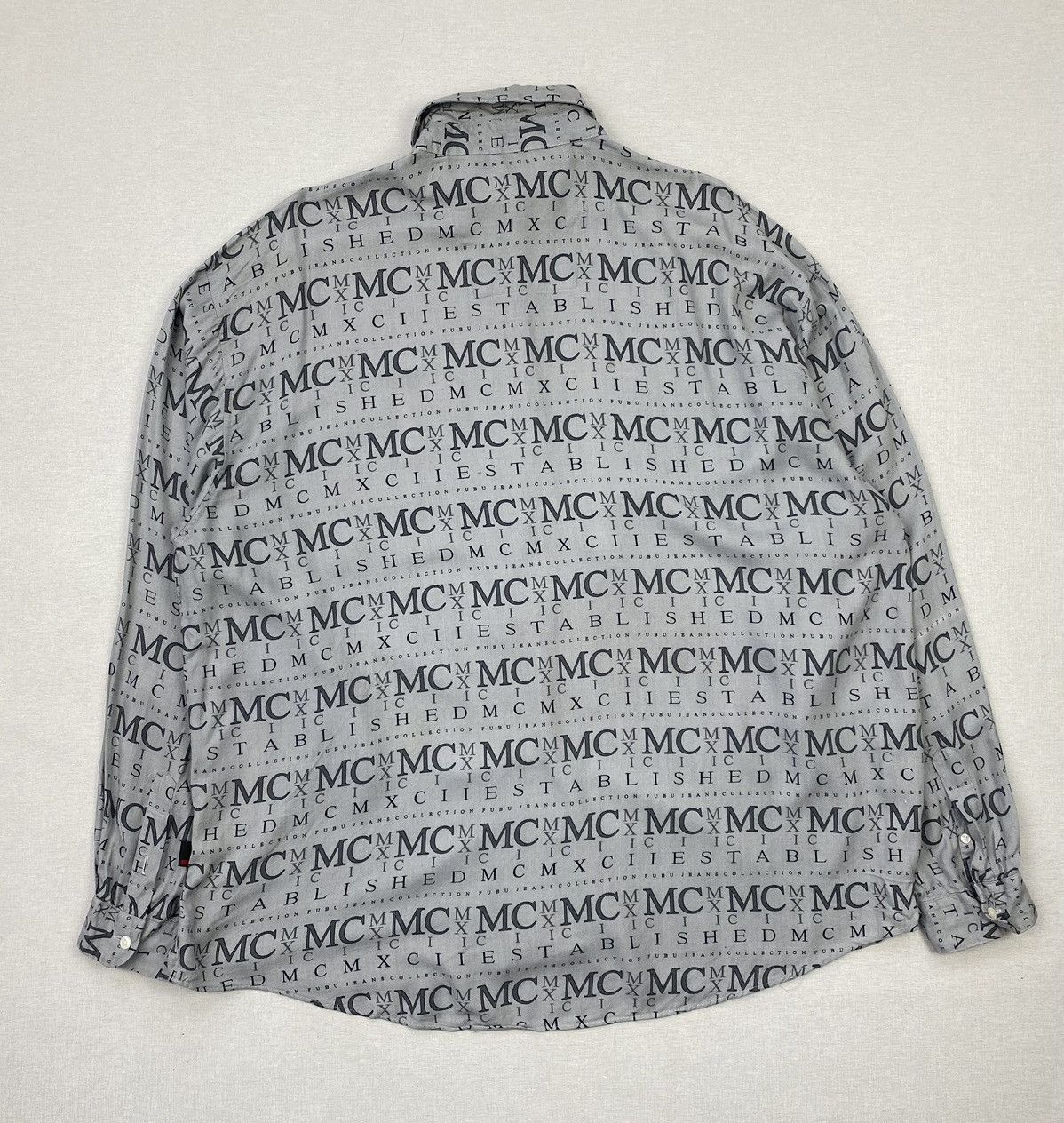 Fubu Men’s Vintage FUBU Long Sleeve Button Down Shirt size XL Size US XL / EU 56 / 4 - 5 Thumbnail