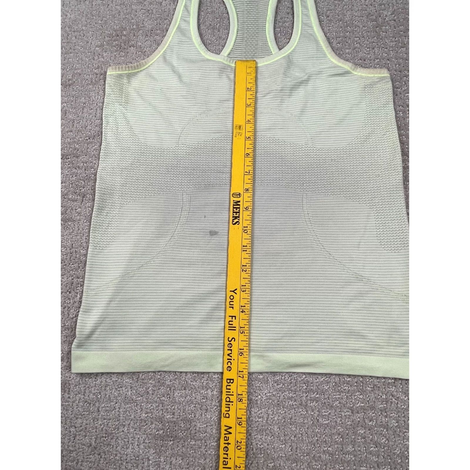 Lululemon Lululemon Tank Top Womens Size 8 Swiftly Tech Racerback Running Stretch Green Size M / US 6-8 / IT 42-44 - 2 Thumbnail