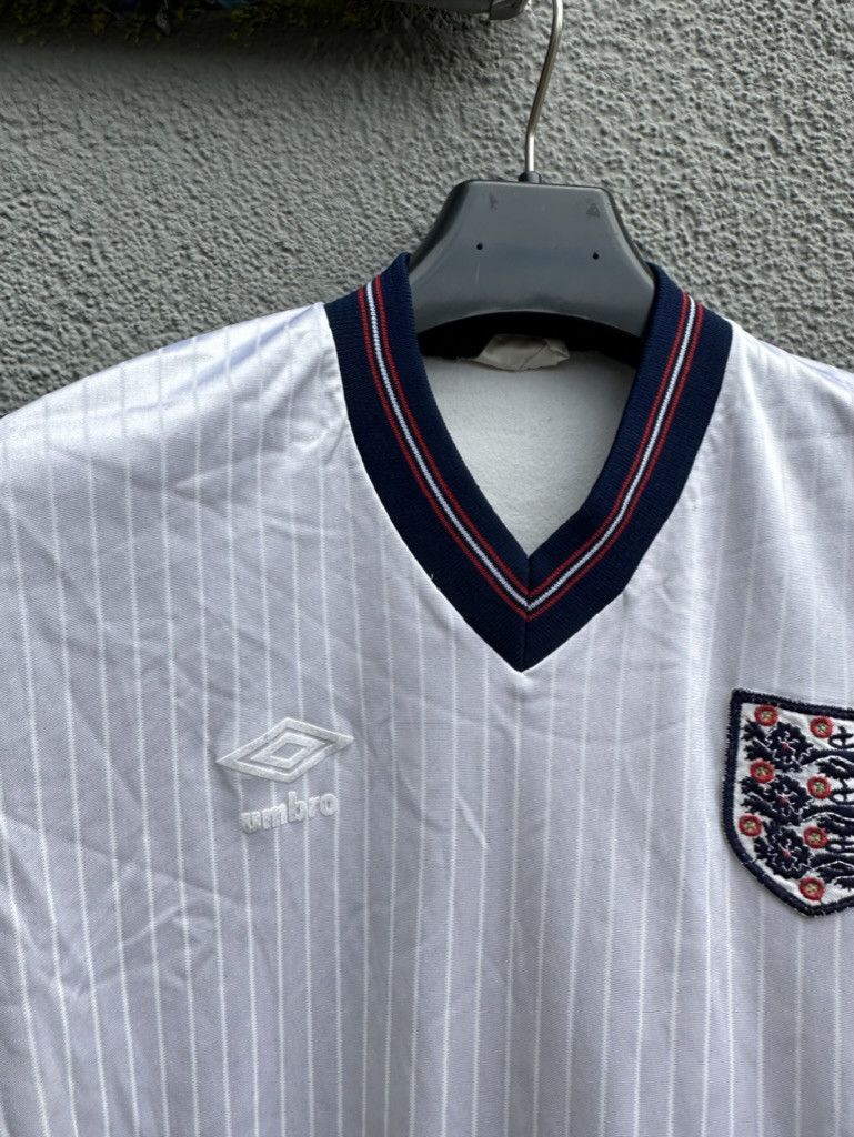 Umbro × Vintage Vintage England 1984-1987 Home Umbro Soccer Football Jersey Size US S / EU 44-46 / 1 - 4 Thumbnail