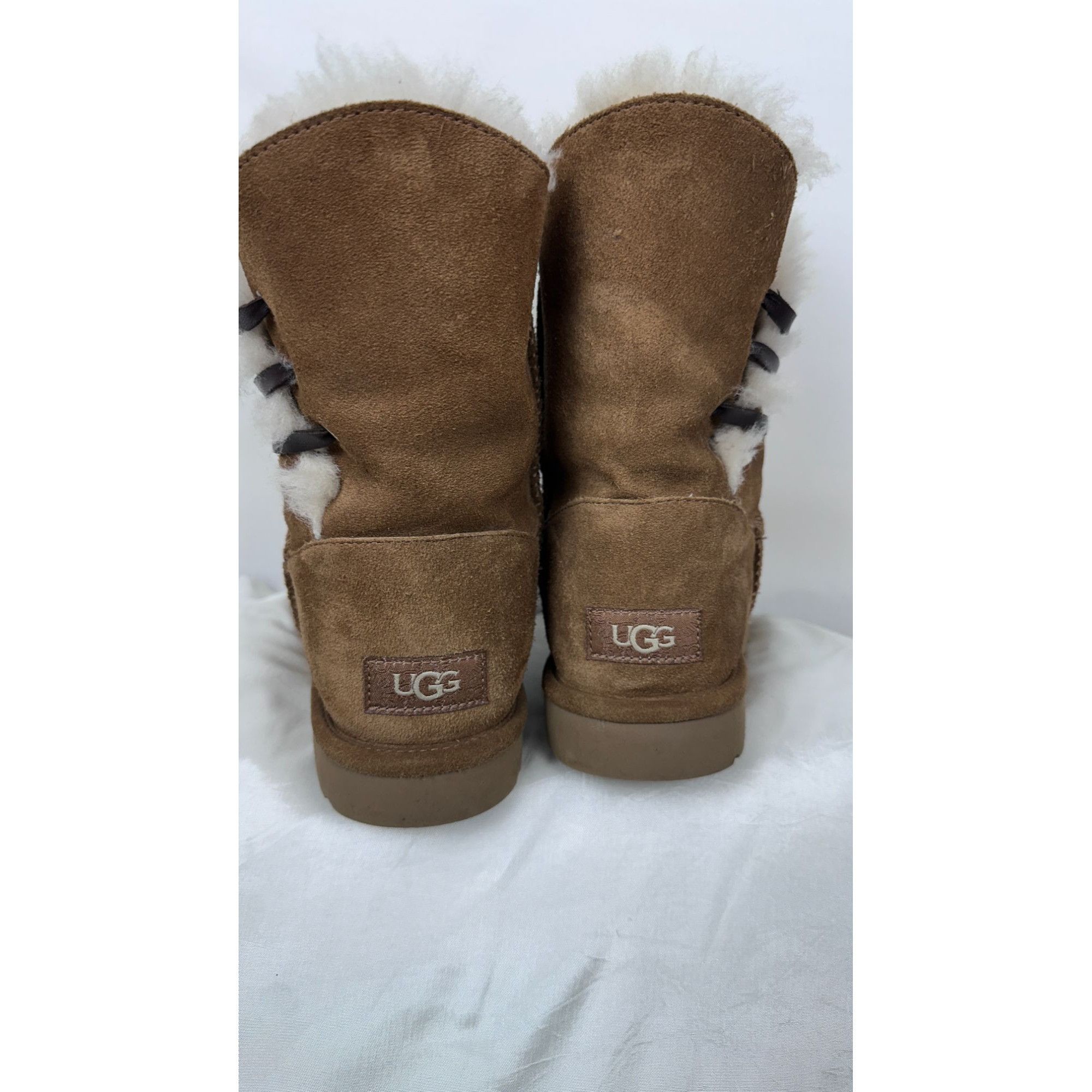 Ugg UGG Womens Brown Suede & Sheepskin Lined Winter Boots Size 8 Size US 8 / IT 38 - 9 Thumbnail