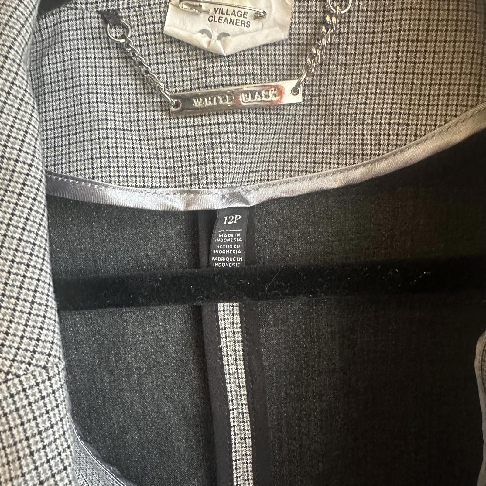 Designer Stylish Women's Blazer - White House Black Market - Size 12P Size XL / US 12-14 / IT 48-50 - 3 Thumbnail