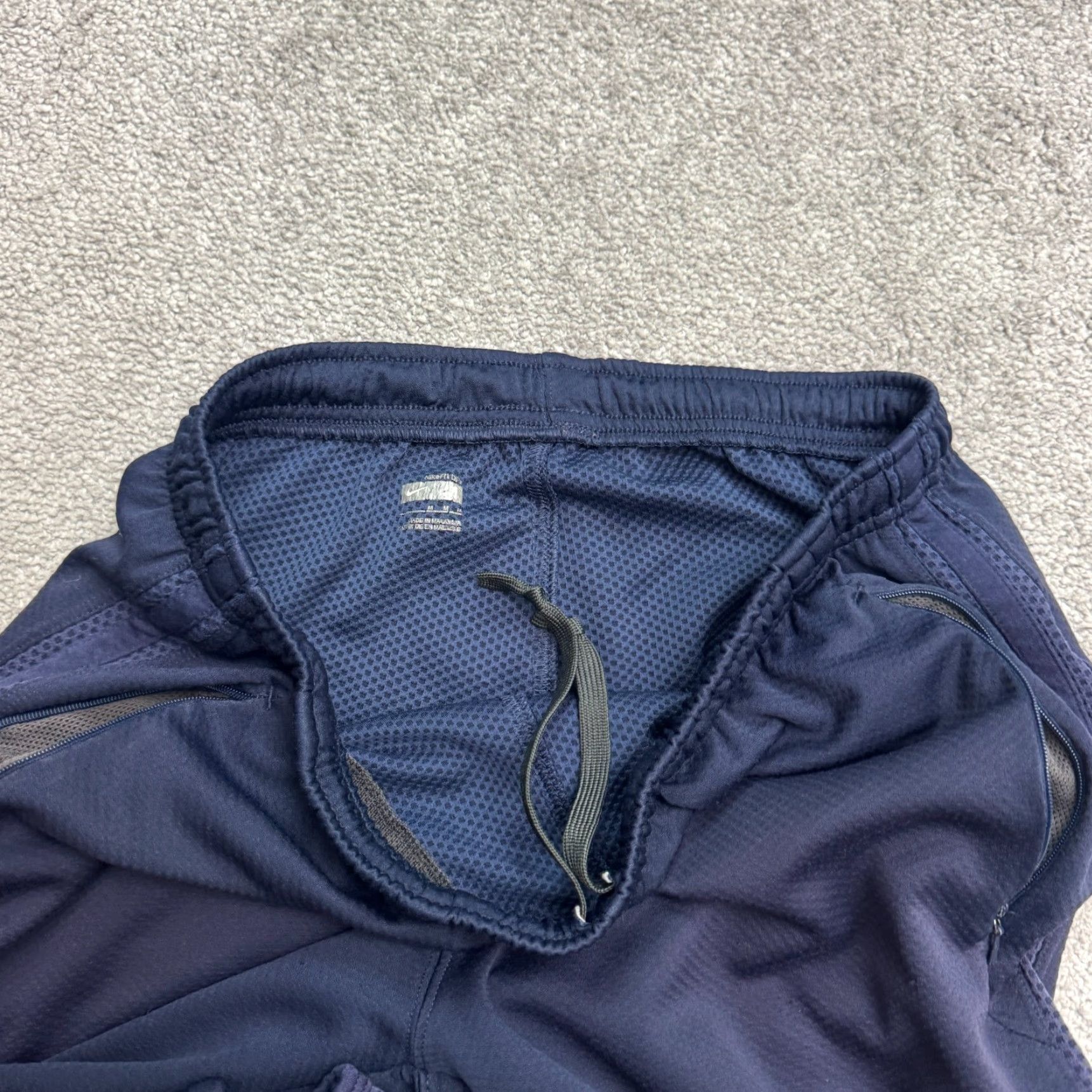 Nike Nike FIT Track Pants Mens M Navy Blue Straight Leg Ankle Zip Pockets Activewear Lightweight Size US 31 - 6 Thumbnail