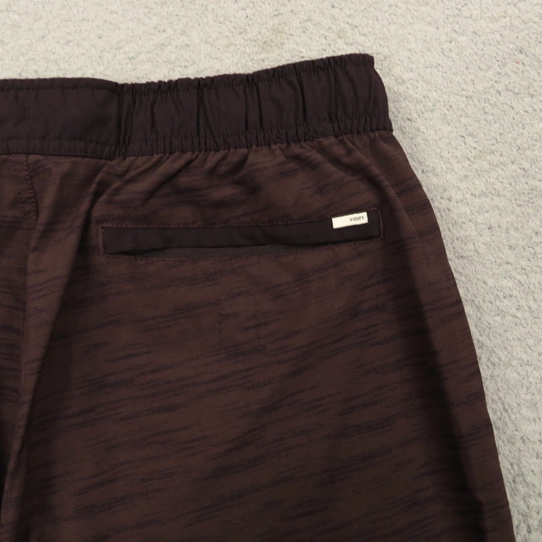 Vuori Vuori Banks Shorts Small 7" Mens Linerless Cherry Black Heather Performance V330 Size US 29 - 3 Thumbnail