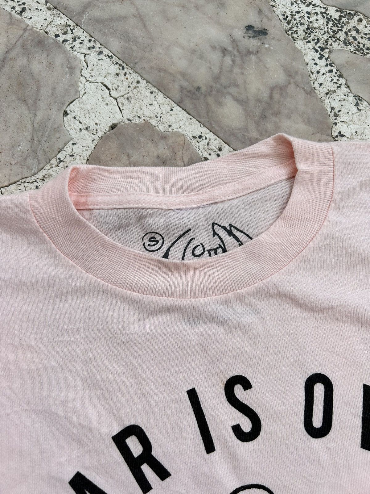 Other 2010 yoko one lennon graphic baby pink tee Size US S / EU 44-46 / 1 - 5 Thumbnail