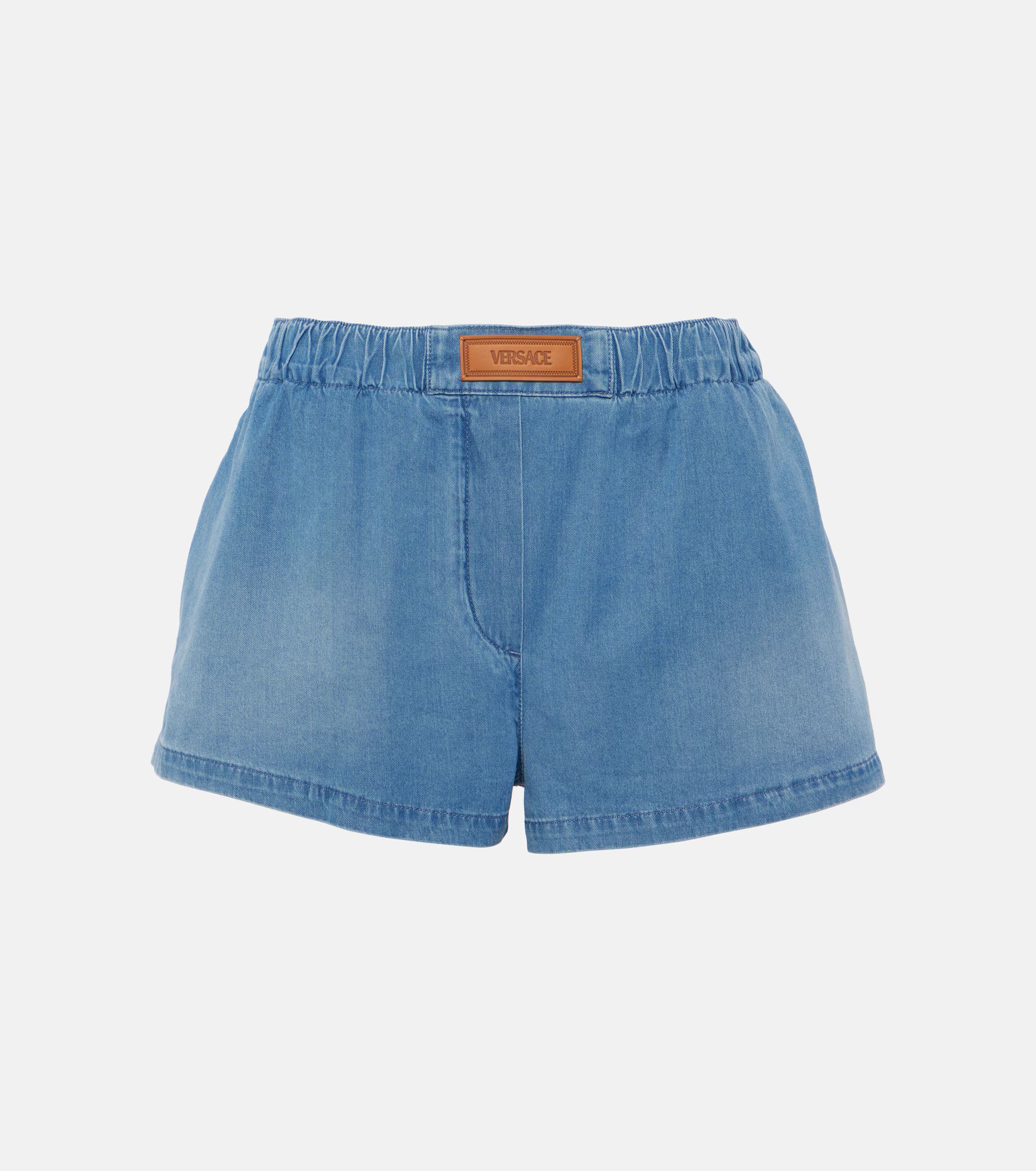 Versace o1s22i1n1024 Lightweight Denim Shorts in Blue Size 26" / US 2 / IT 38 - 1 Thumbnail