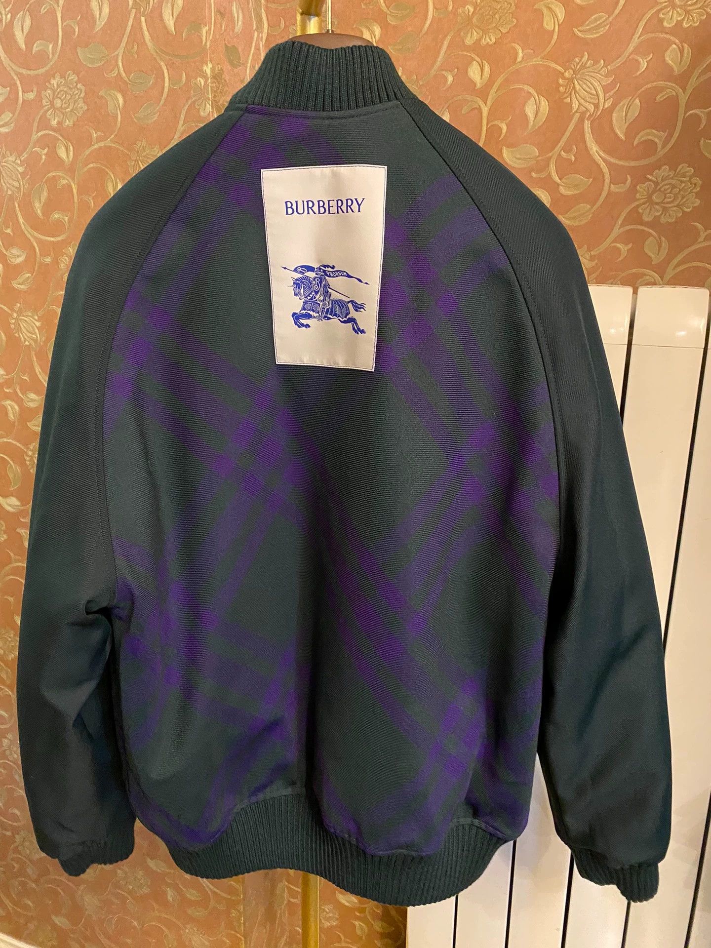 Burberry Burberry Horseferry Italy Reversible Thin Padded Jacket S Size US S / EU 44-46 / 1 - 2 Thumbnail