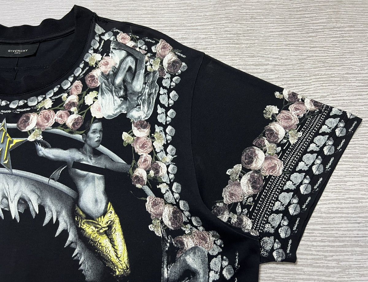 Givenchy Givenchy - S/S 14’ - Shark and Mermaid T-Shirt Size US XXS / EU 40 - 6 Thumbnail