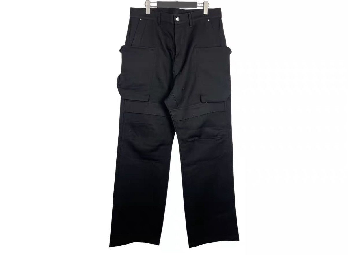 Rick Owens Black Cargo Pants with Multiple Pockets Size 34 Size US 34 / EU 50 - 1 Thumbnail